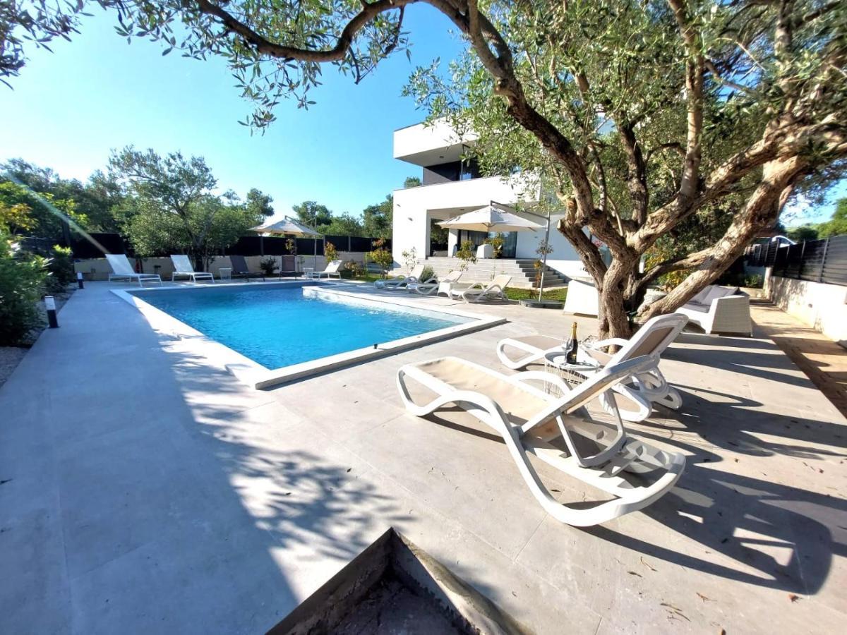 Crowonder Sun Dance With Heated Swimming Pool Seaview And Garden * Sveti Filip i Jakov
