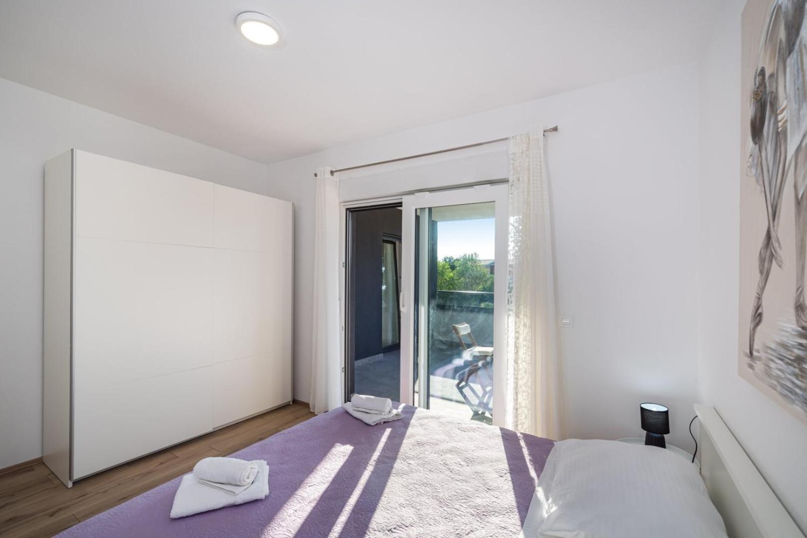 Apartment Crowonder Sun Dance With Heated Swimming Pool Seaview And Garden