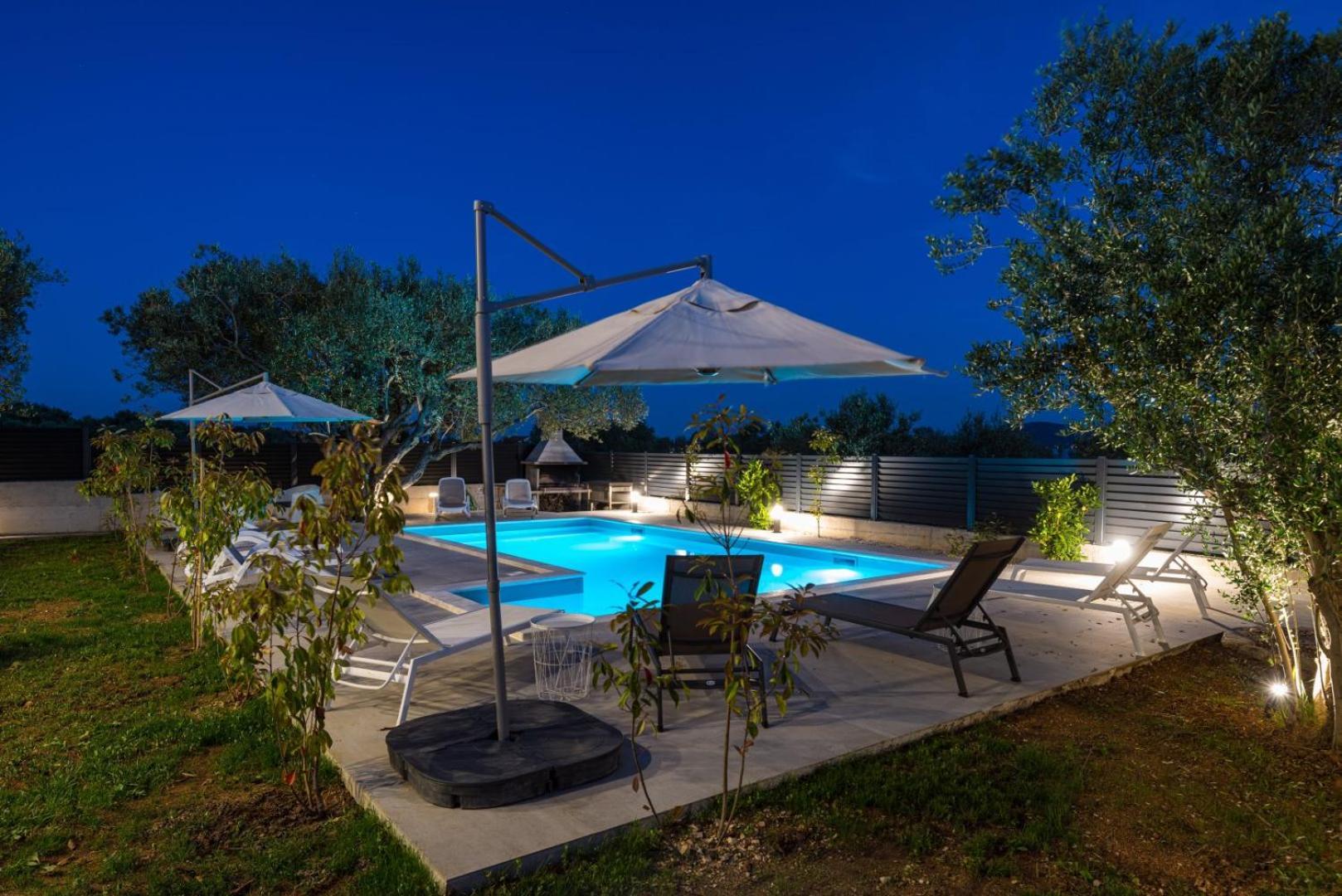 Apartment Crowonder Sun Dance With Heated Swimming Pool Seaview And Garden